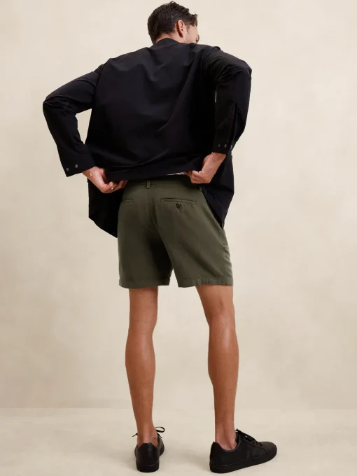 7" Linen-Blend Short