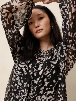 Chiffon Volume-Sleeve Blouse