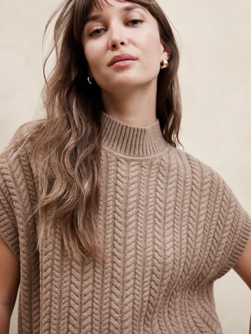 Chubby Curve Hoop Earrings