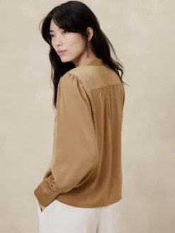 Crepe Volume-Sleeve Blouse