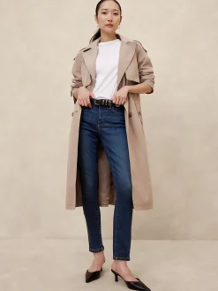 Curvy Mid-Rise Skinny Jean