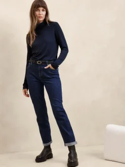 Girlfriend Jean
