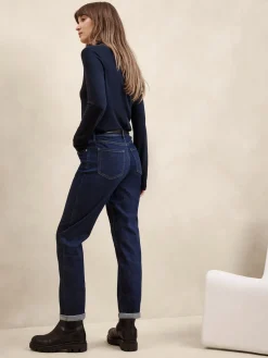 Girlfriend Jean