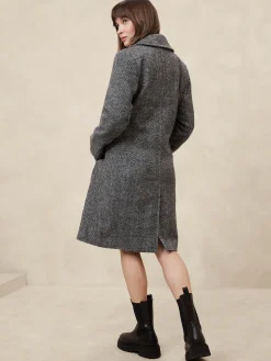 Herringbone Timeless Topcoat