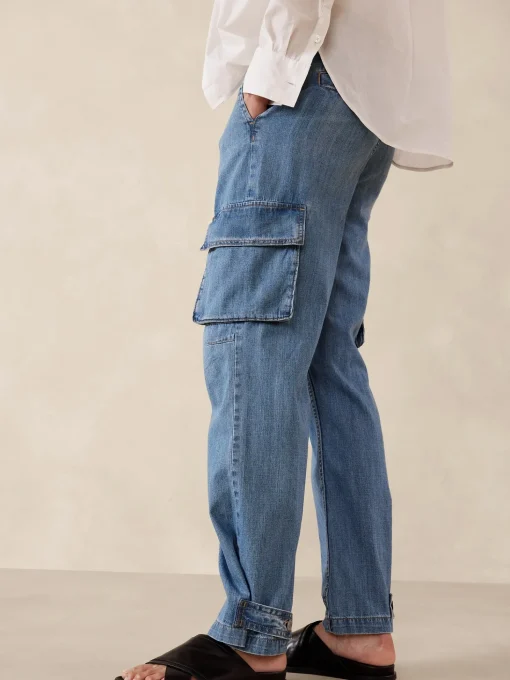 High-Rise Cargo Jean
