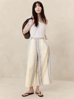 Linen-Blend Pull-On Wide-Leg Cropped Pant