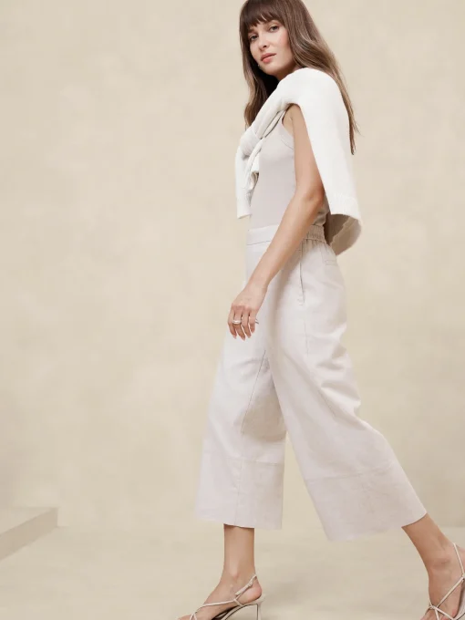 Linen-Blend Wide-Leg Cropped Pull-On Pant