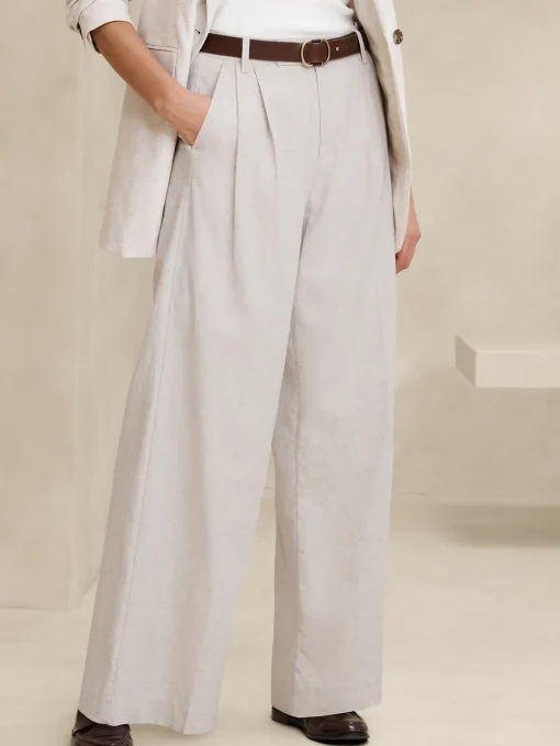 Linen-Blend Wide-Leg Pleated Trouser