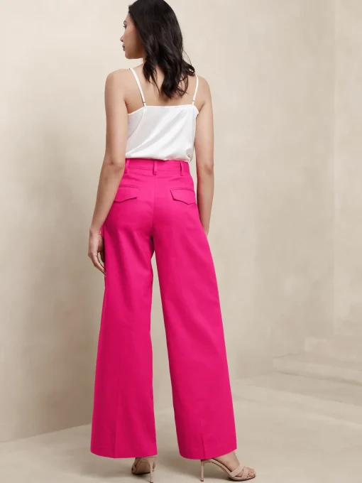 Linen-Blend Wide-Leg Pleated Trouser