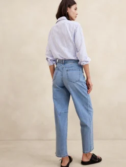Mid-Rise Barrel Jean