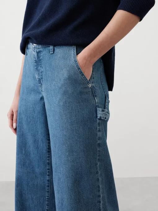 Mid-Rise Straight Carpenter Jean