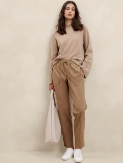 Pull-On Tapered Pant