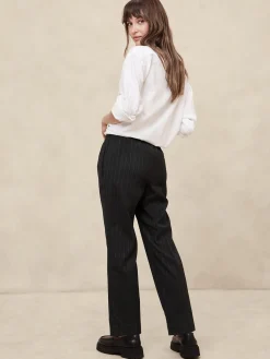Pull-On Tapered Pant