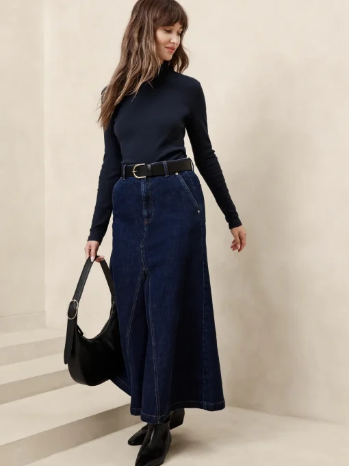 Ribbed Mock-Neck T-Shirt