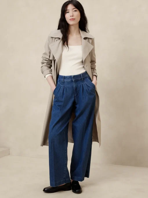 Ribbed Square-Neck Top
