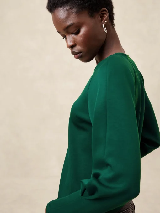 Scuba Raglan-Sleeve Top