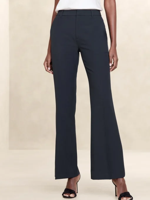 Sculpted Bootcut Pant