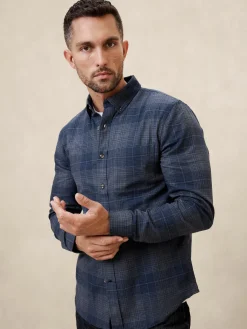 Slim Lightweight Flannel Shirt