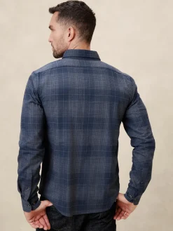 Slim Lightweight Flannel Shirt