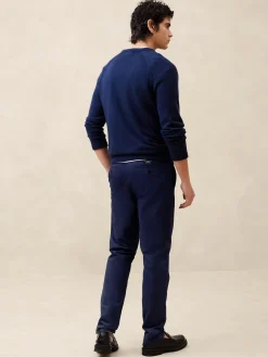 Slim Summerweight Chino