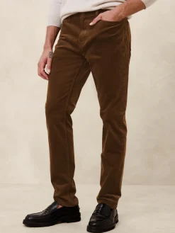 Slim Travel Corduroy Pant