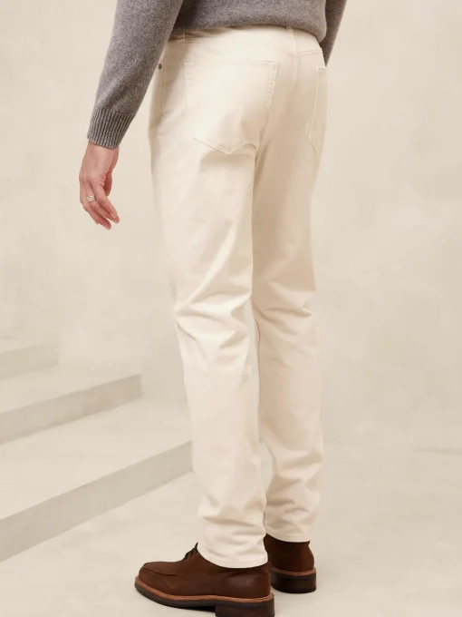 Slim Travel Corduroy Pant