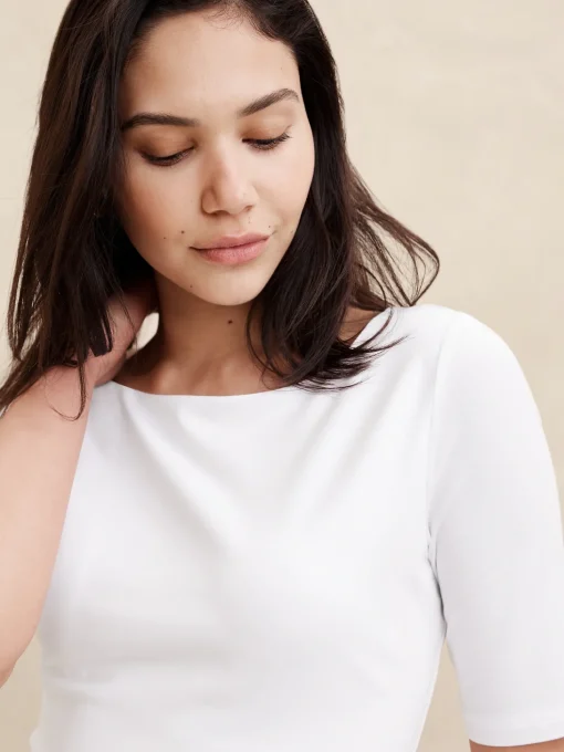 Soft Stretch Elbow-Sleeve Top