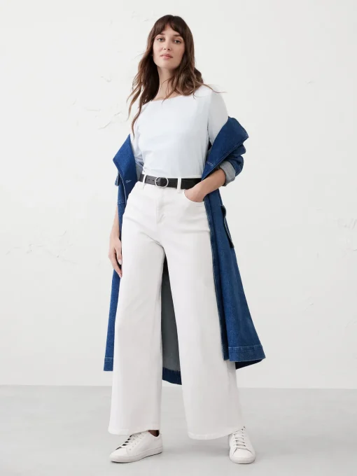 Soft Stretch Elbow-Sleeve Top