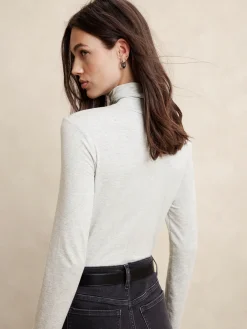Timeless Turtleneck Top
