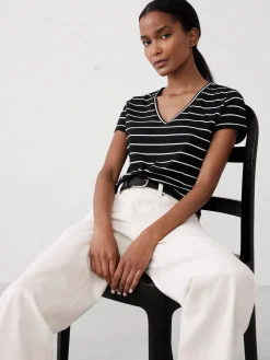 Timeless V-Neck T-Shirt
