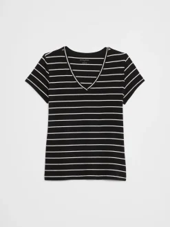 Timeless V-Neck T-Shirt