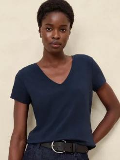 Timeless V-Neck T-Shirt