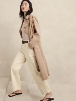 Ultra High-Rise Straight Jean