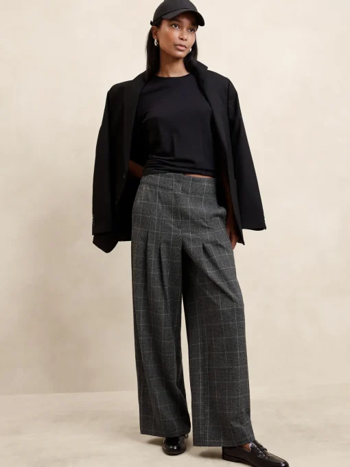 Ultra High-Rise Wide-Leg Flannel Trouser