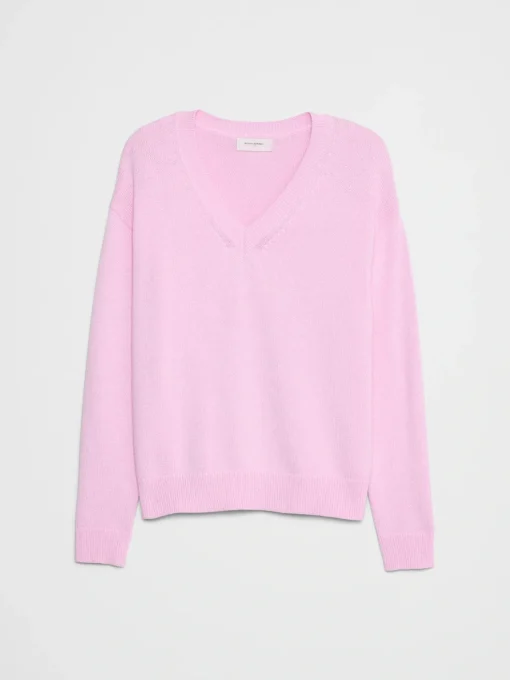 V-Neck Pullover