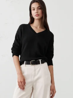 V-Neck Pullover